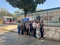 Equipe do FNDE acompanha uso de ferramenta digital para prestação de contas em escola de Brasília