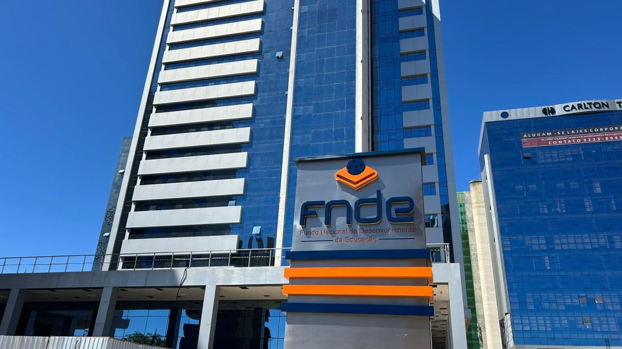 Governo Federal autoriza nomeação de 75 novos servidores para o FNDE