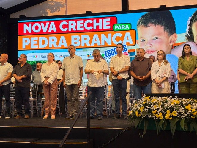 FNDE inaugura creche em Pedra Branca (CE)