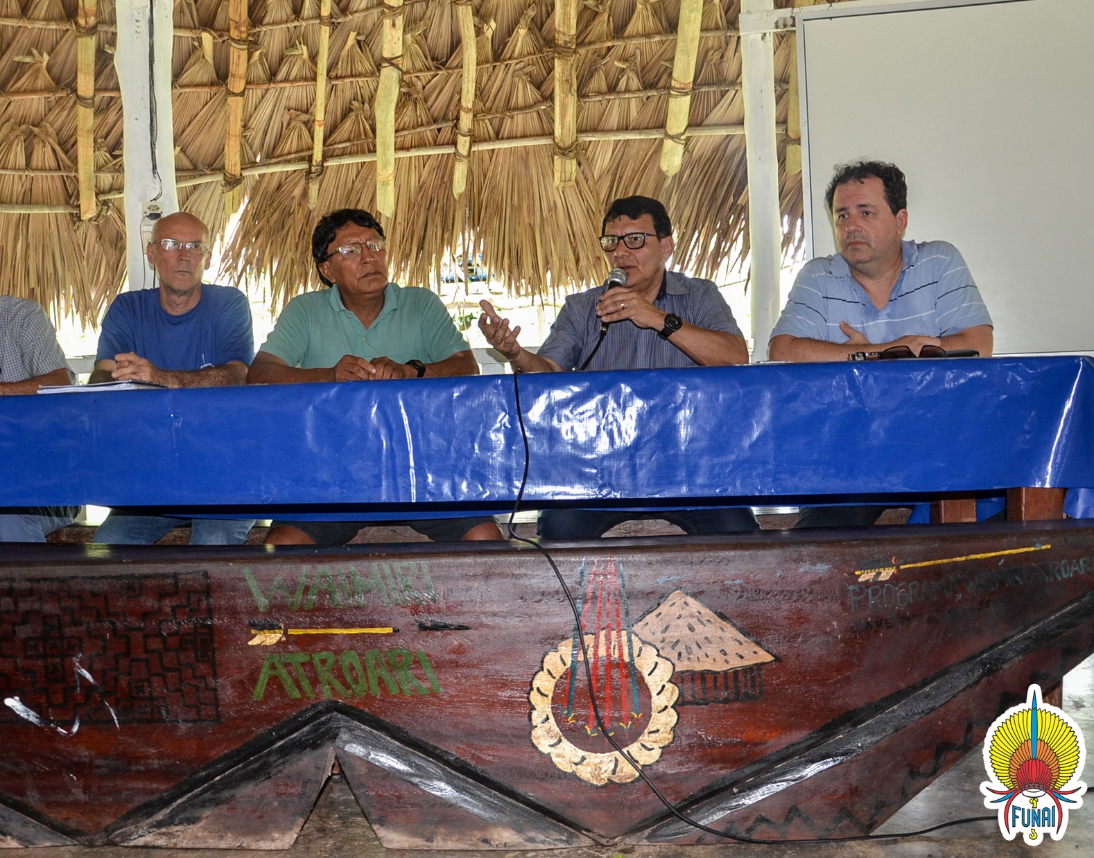 PresidenteWaimiriAtroariMesa