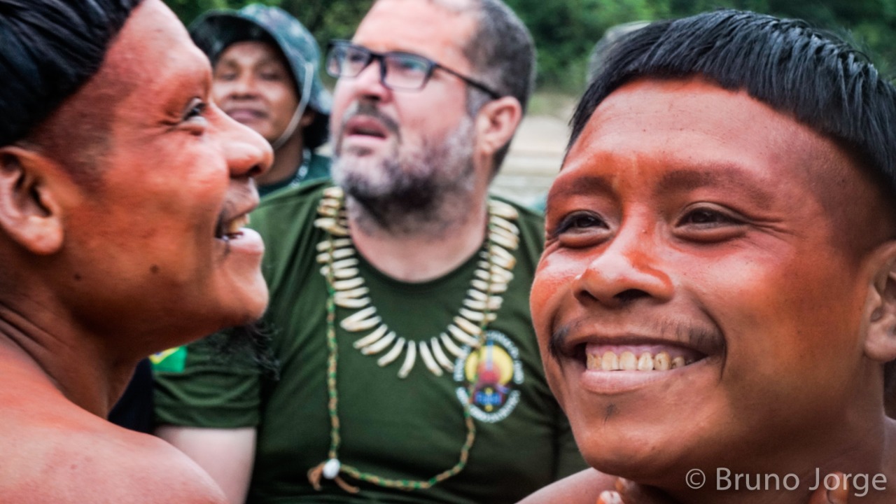 Funai e Korubos integrantes da expedicao