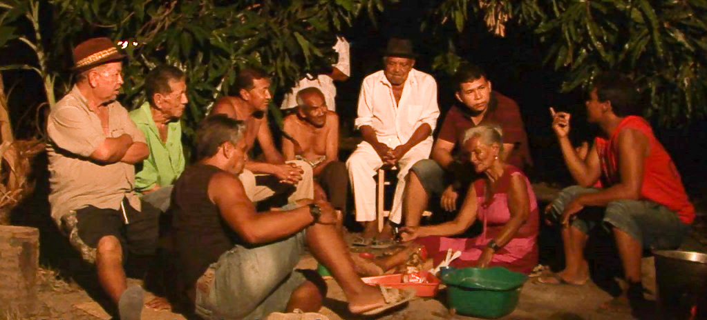 IHIATO-ANCIAOS-REUNIDOS-2