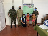 Durante missão das Forças Armadas, Funai participa de ação voltada a crianças Yanomami