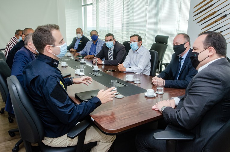 Reunião da FUNAI com a PRF © Mário Vilela » FUNAI-3.jpg