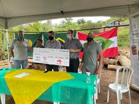 Em Santa Catarina, evento celebra contrato entre comunidade Guarani e iniciativa privada para venda de artesanato indígena