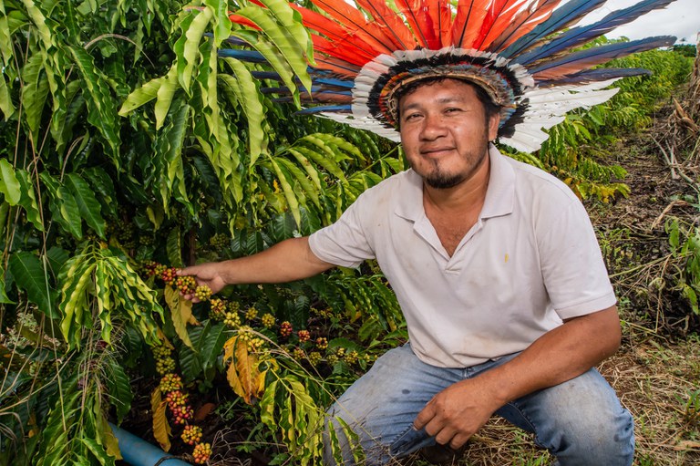 Café Suruí-Foto_MarioVilela-Funai-15.jpg