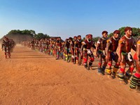 No Parque do Xingu (MT), presidente da Funai participa do ritual do Kuarup na aldeia Yawalapiti