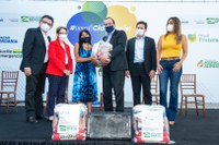Presidente da Funai participa da entrega simbólica de mais de 1 mil cestas de alimentos a indígenas em Brasília
