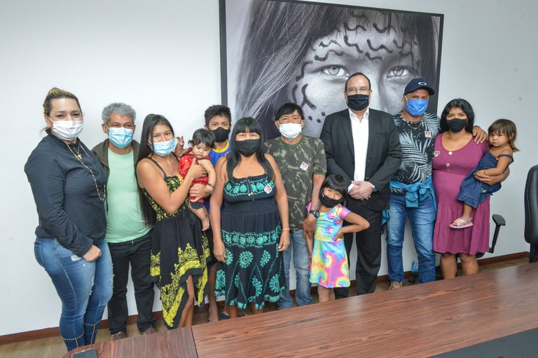 Reunião com cacique Kotok Kamayurá e Cacique Tapi Yawalapiti © Mário Vilela » FUNAI (13).jpg