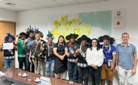 Com lideranças Kaingang, presidenta da Funai debate ações para 118 aldeias do Paraná