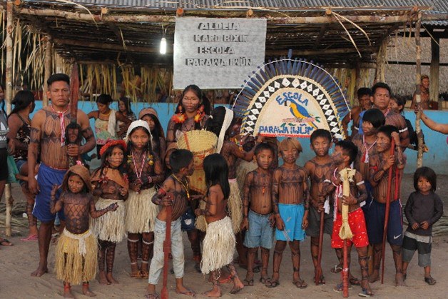 Figura 3 – Apresentação das escolas em suas barracas, fotos Anderson Moreira2.jpg