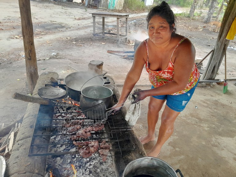 Dona Pirimina guarda segredos da pajelança deixados pelo companheiro.jpg