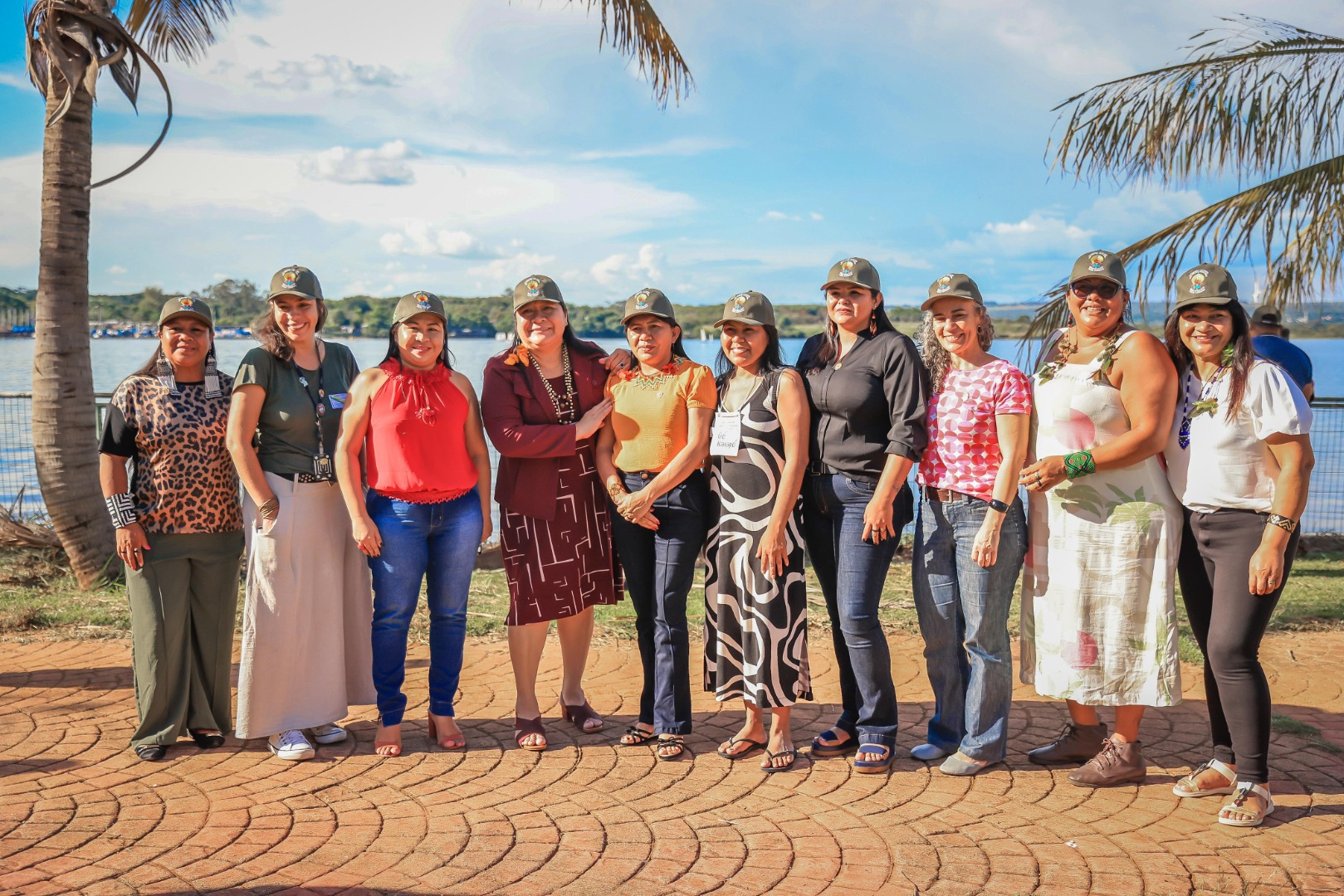 mulheres indigenas.jpeg