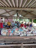 Ações emergenciais: Funai entrega cestas de alimentos a indígenas afetados por cheias na região Norte do país