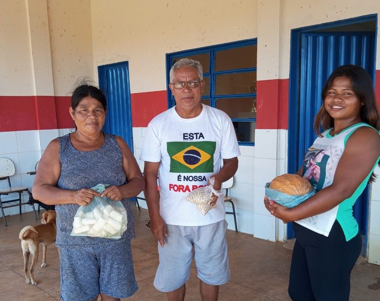 0 - Escola Estadual Indígena Tezahi_Aldeia São José_Agricultora Selma Xerente (2).jpeg