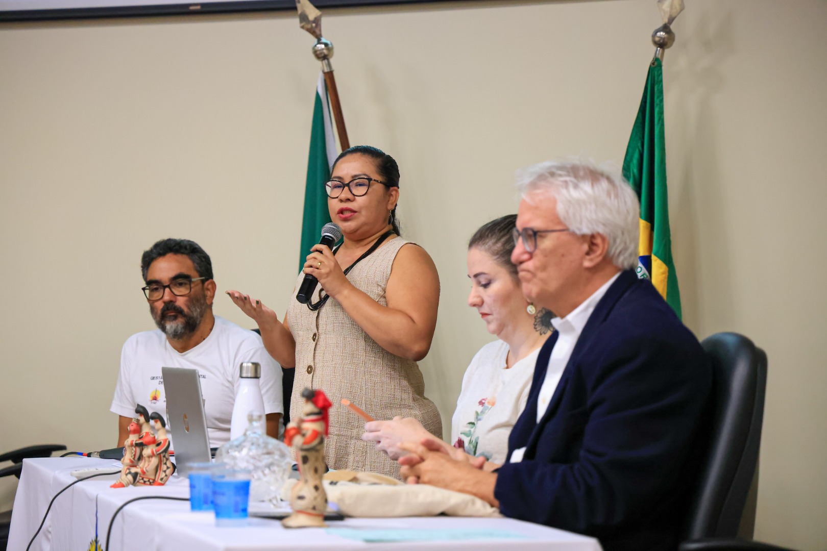 09.11.2024 - Diálogo das CRs, Frentes de Proteção e Museu do Índio com a presidenta e diretoras - Foto Lohana Chaves (1).JPG
