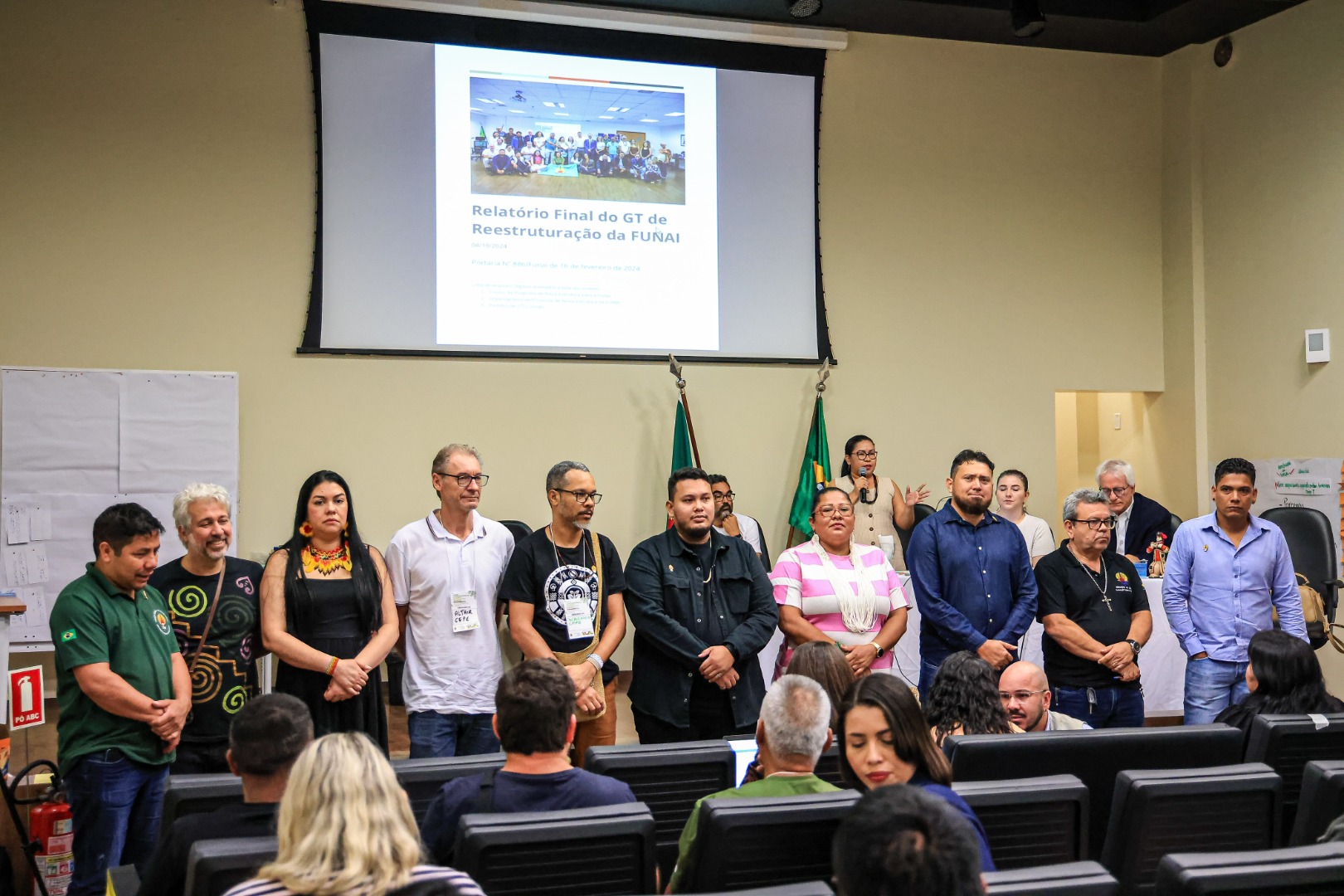 09.11.2024 - Diálogo das CRs, Frentes de Proteção e Museu do Índio com a presidenta e diretoras - Foto Lohana Chaves (23).JPG