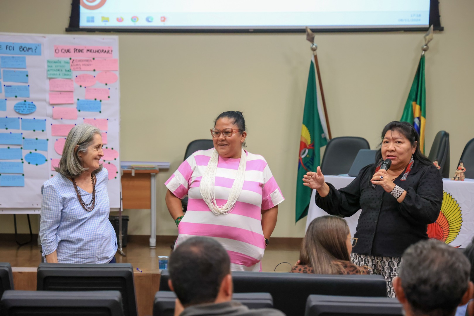 09.11.2024 - Diálogo das CRs, Frentes de Proteção e Museu do Índio com a presidenta e diretoras - Foto Lohana Chaves (33).JPG