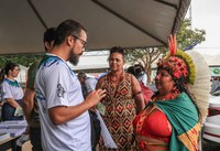 Abril Indígena: no ATL, Funai e órgãos parceiros orientam indígenas sobre resolução que garante o direito ao nome