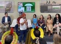 Cartilha lançada na COP30 reduz barreiras linguísticas e culturais no acesso à justiça pelos povos indígenas