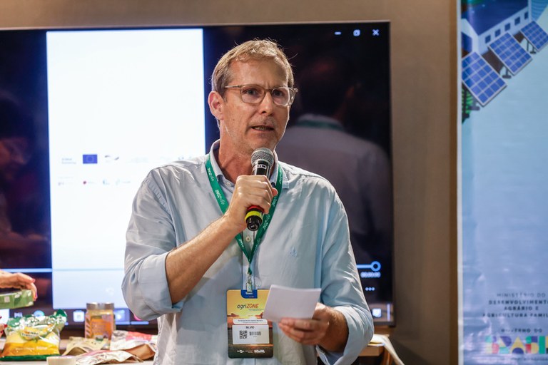 17.11.2025 - COP30 - Assinatura de TED sobre segurança alimentar @ Mayra Wapichana_FUNAI-17.jpg