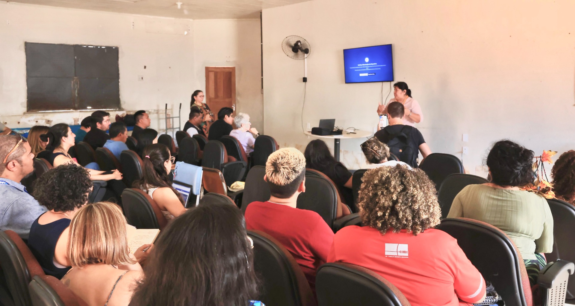 23.04.2025_-_Visita_%C3%A0_Casai_Yanomami_e_ao_Centro_de_Refer%C3%AAncia_de_Direitos_Humanos_-_Foto_Mayra_Wapichana__(12).JPG