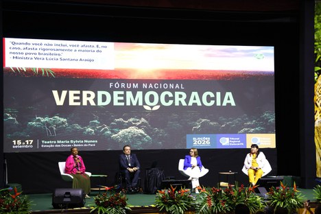 17.09.25 - Participação Joenia no Fórum Verdemocracia em Belém_foto_Mayra Wapichana (3).JPG