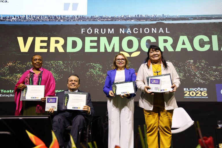 17.09.25 - Participação Joenia no Fórum Verdemocracia em Belém_foto_Mayra Wapichana (9).JPG