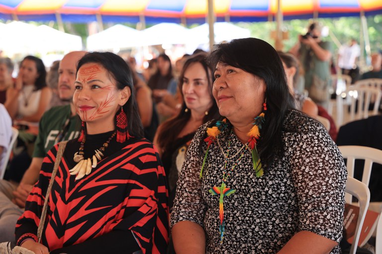 Mesa Lucia Alberta 2.JPG