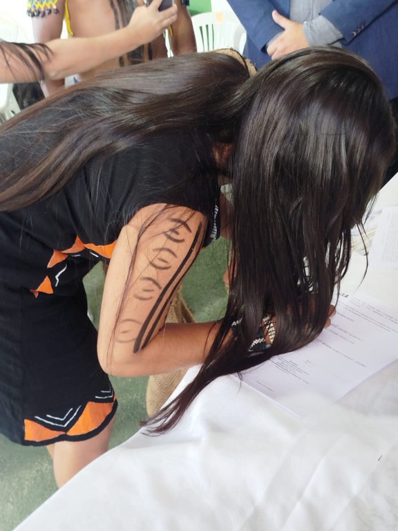 4 - Assinatura do contrato de construção da casa II.jpeg