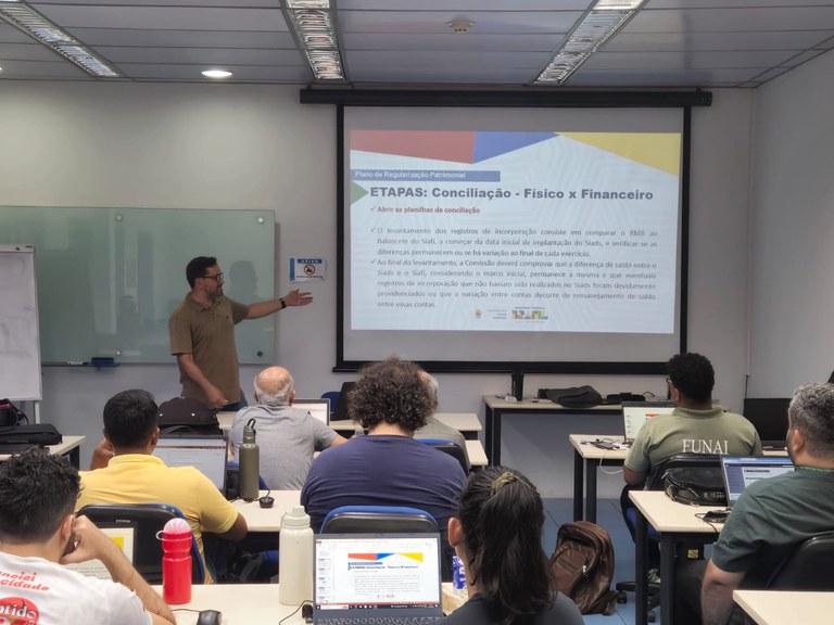 24 a 28.03.2025 - Curso sobre regularização patrimonial para servidores - Foto Divulgação (1).jpg