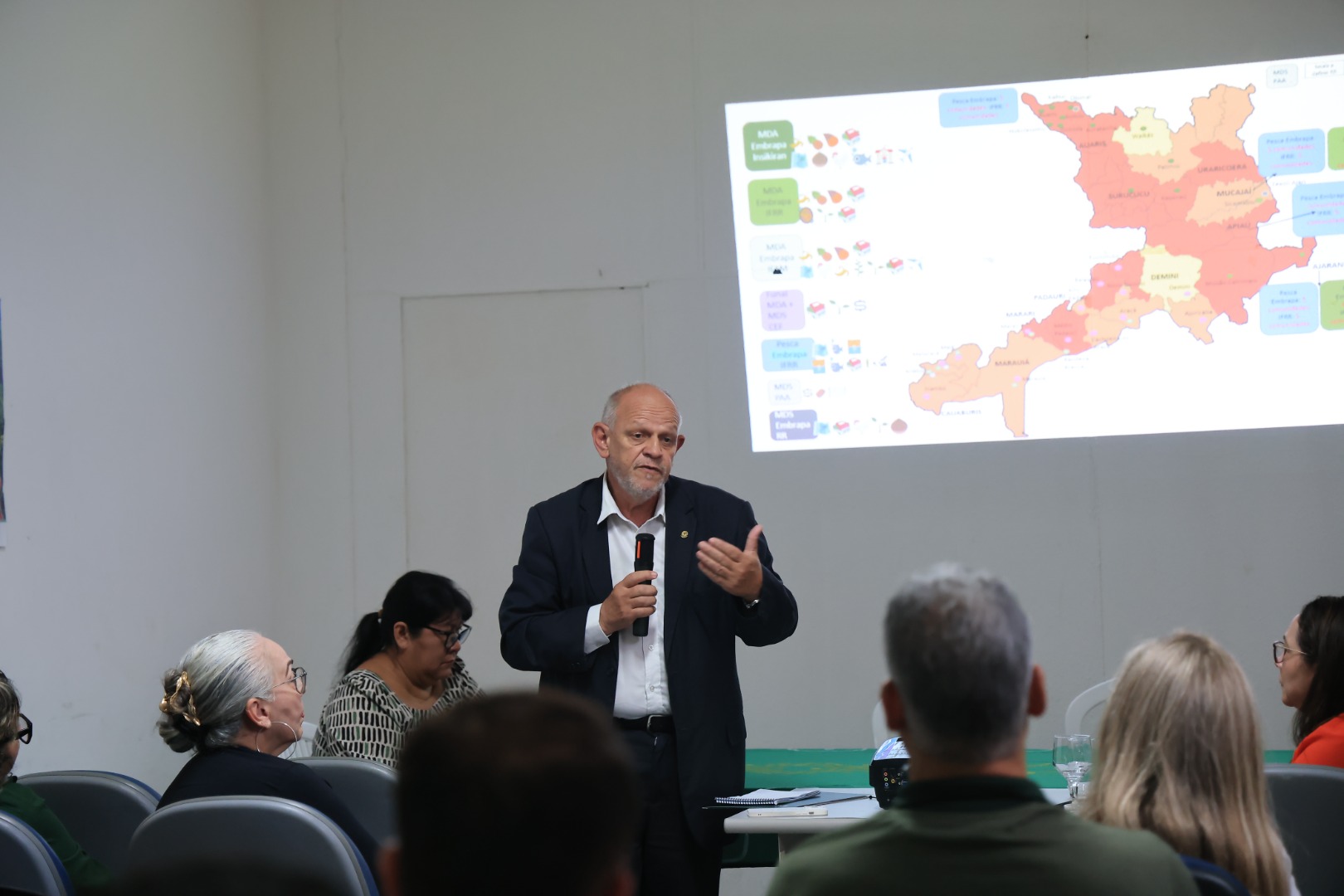 25.04.2025 - Reunião com órgãos governamentais e organizações indígenas sobre projetos de segurança alimentar na CR Roraima - Foto Mayra Wapichana (6).JPG