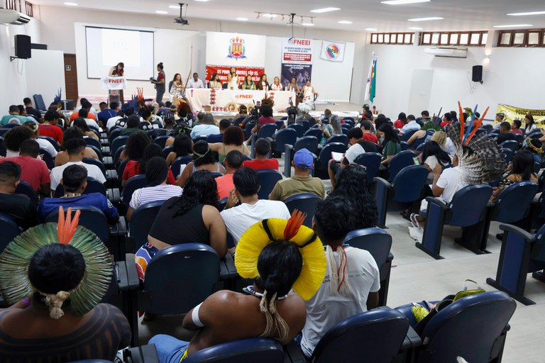 COP30 - Abertura do VIII Encontro Nacional de Educação Escolar @ Mayra Wapichana_FUNAI (26).JPG