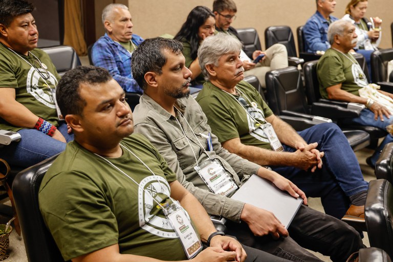 01.10.2025 - Participantes do Encontro das CRs @ Mayra Wapichana_Funai   _-7 (1).jpg