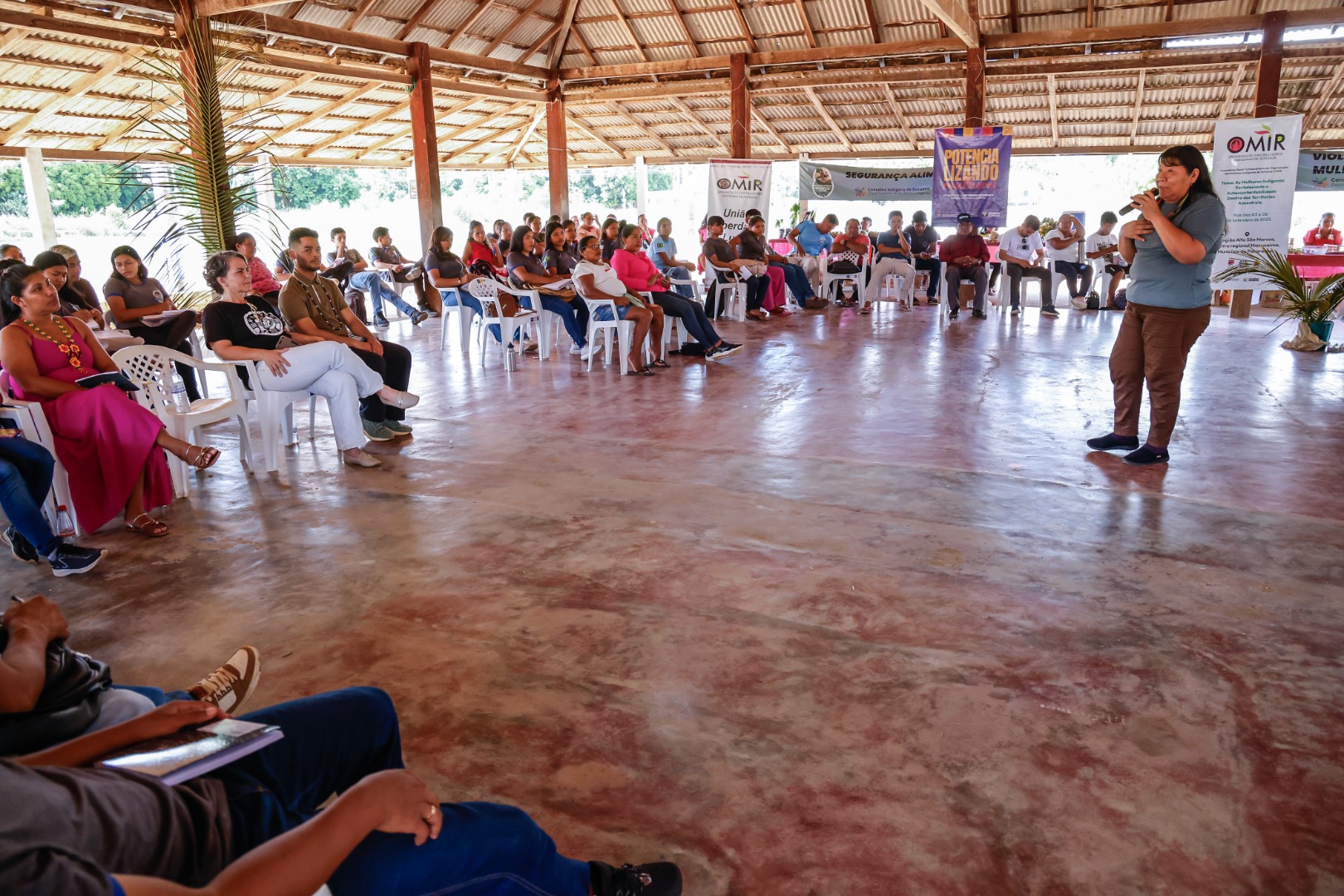 24.10.2025- II Encontro de Mulheres na Barata @ Mayra Wapichana_FUNAI-48 (34).jpg