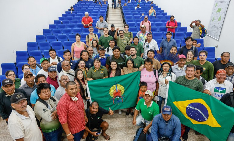 04.11.2025 - Diálogo Políticas Públicas indígenas Xavante_Barra do Garça @ Mayra Wapichana_FUNAI-16.jpg