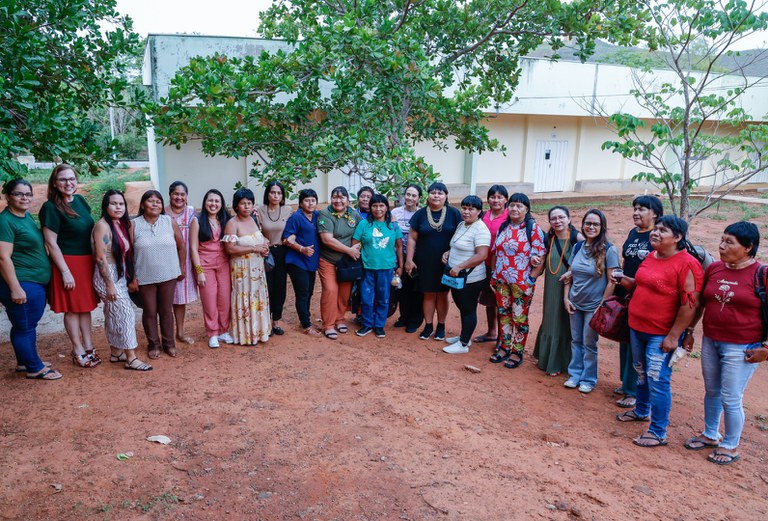 14 - 04.11.2025 - Diálogo Políticas Públicas indígenas Xavante_Barra do Garça @ Mayra Wapichana_FUNAI-19.jpg