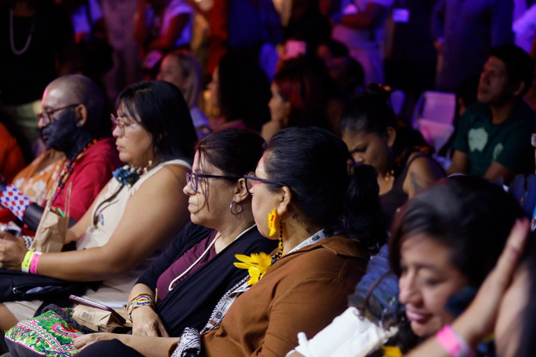 FOTO 3 - 12.11.2025 - COP30 -Mulheres pela Terra e pelo Clima - Casa Maraka @ Mayra Wapichana_FUNAI (13) (1).JPG