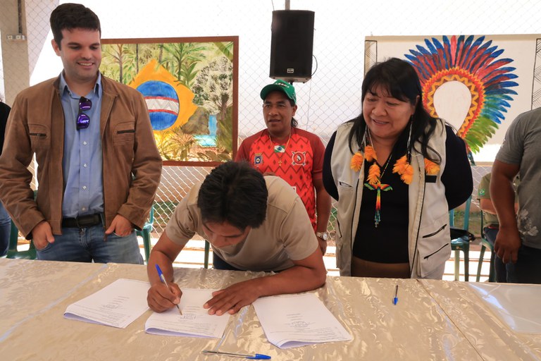 Assinatura liderança.JPG