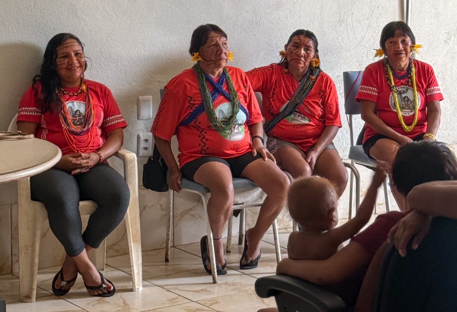 8 a 12.12.25 - Oficina de Precificação e Intercâmbio com as artesãs Yanomami @ Divulgação FUNAI-13.jpg