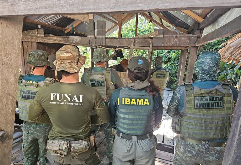 10 a 13.03.2025 - Operação Xapiri - Combate ao garimpo no leito do rio madeira (AM) - Imagens_Divulgação (15).jpeg