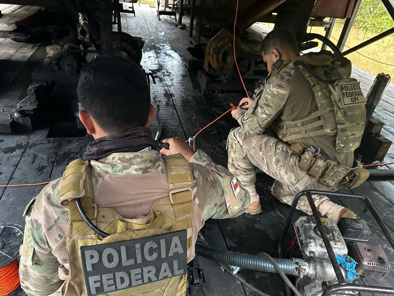 10 a 13.03.2025 - Operação Xapiri - Combate ao garimpo no leito do rio madeira (AM) - Imagens_Divulgação (9).jpeg