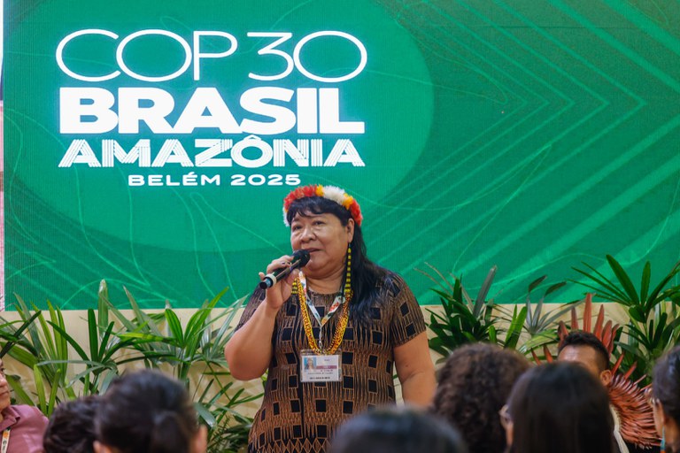 FOTO 1 - 17.11.2025 - COP30 - COIAB Avanços e Desafios Território Indígena @ Mayra Wapichana_FUNAI-6.jpg