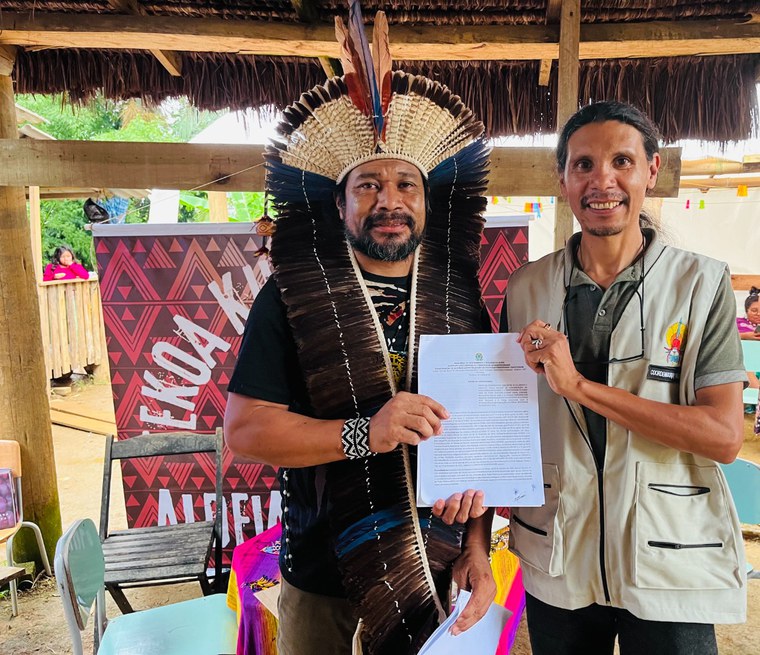 Cacique Vera Popygua e Hyral Moreira, Coordenador da CR LIS_03.JPG