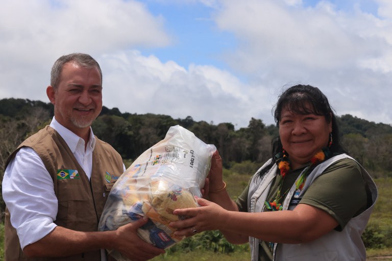 06.05.2025 - Entrega de cestas de alimentos na Terra Indígena Yanimami pela Funai e Conab - Foto Mayra Wapichana (2).JPG
