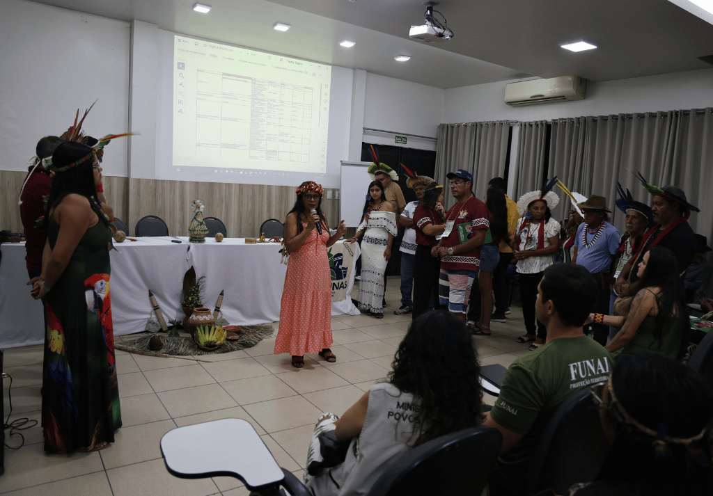 lideranças indígenas