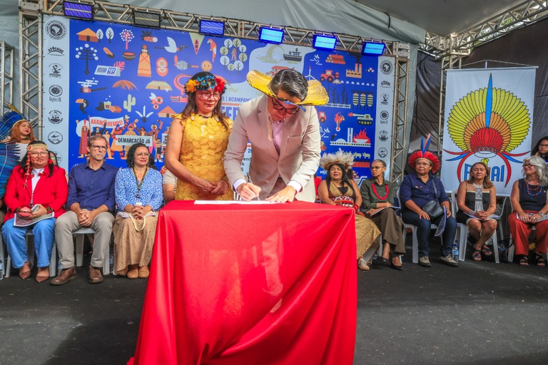 10.04.2026 - Posse de Lucia Alberta Baré, Presidenta da FUNAI @ Mário Vilela_FUNAI-39.jpg