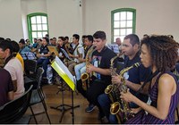 Apoio a bandas de música: Funarte entrega instrumentos na Bahia