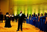 Coral realiza ensaio aberto em espaço de Belo Horizonte