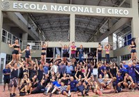 Escola Nacional de Circo recebe visita de cônsul do Canadá